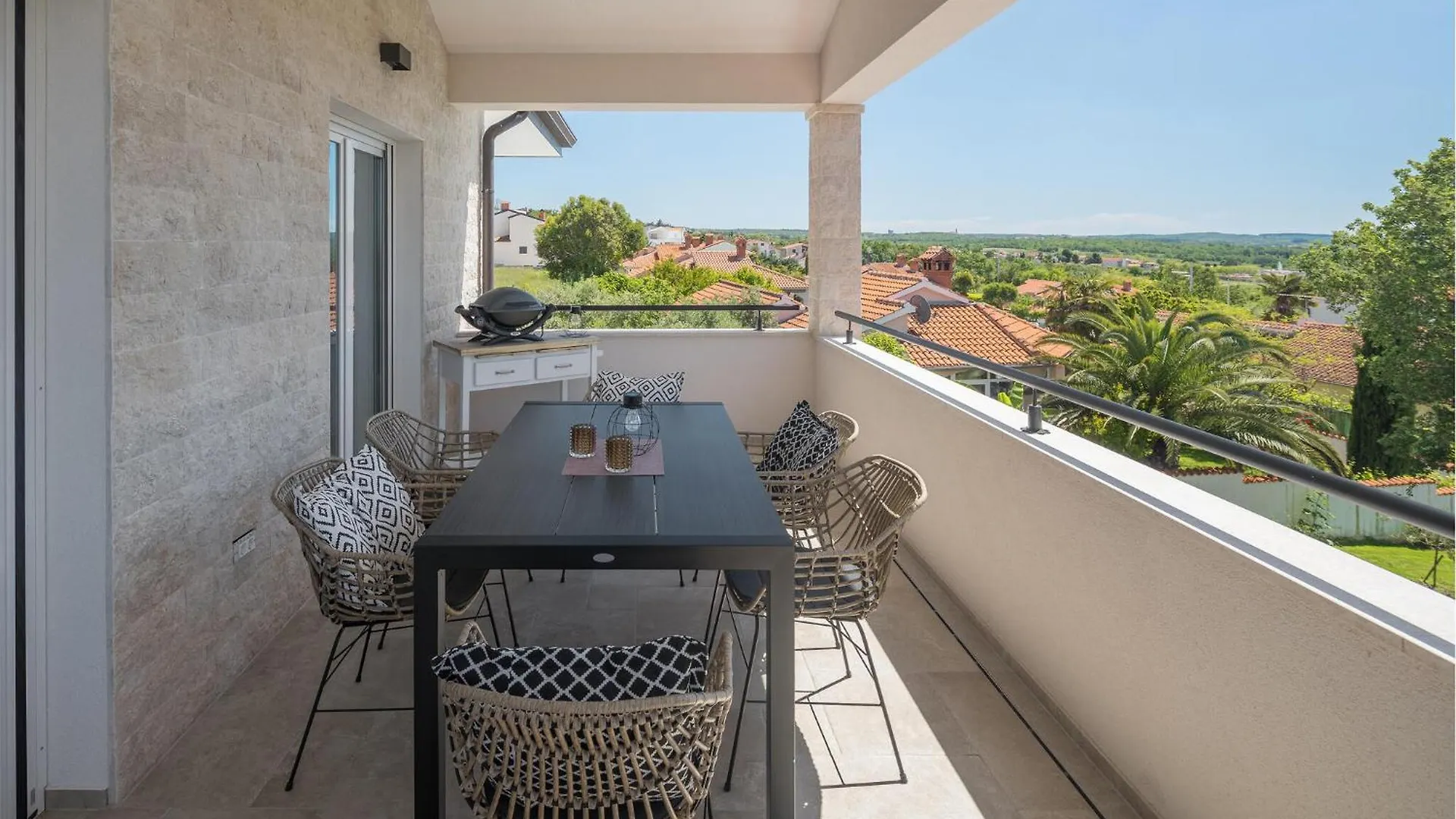 Holiday home Gorgeous Home In Rojci With Kitchen Kastelir Croatia