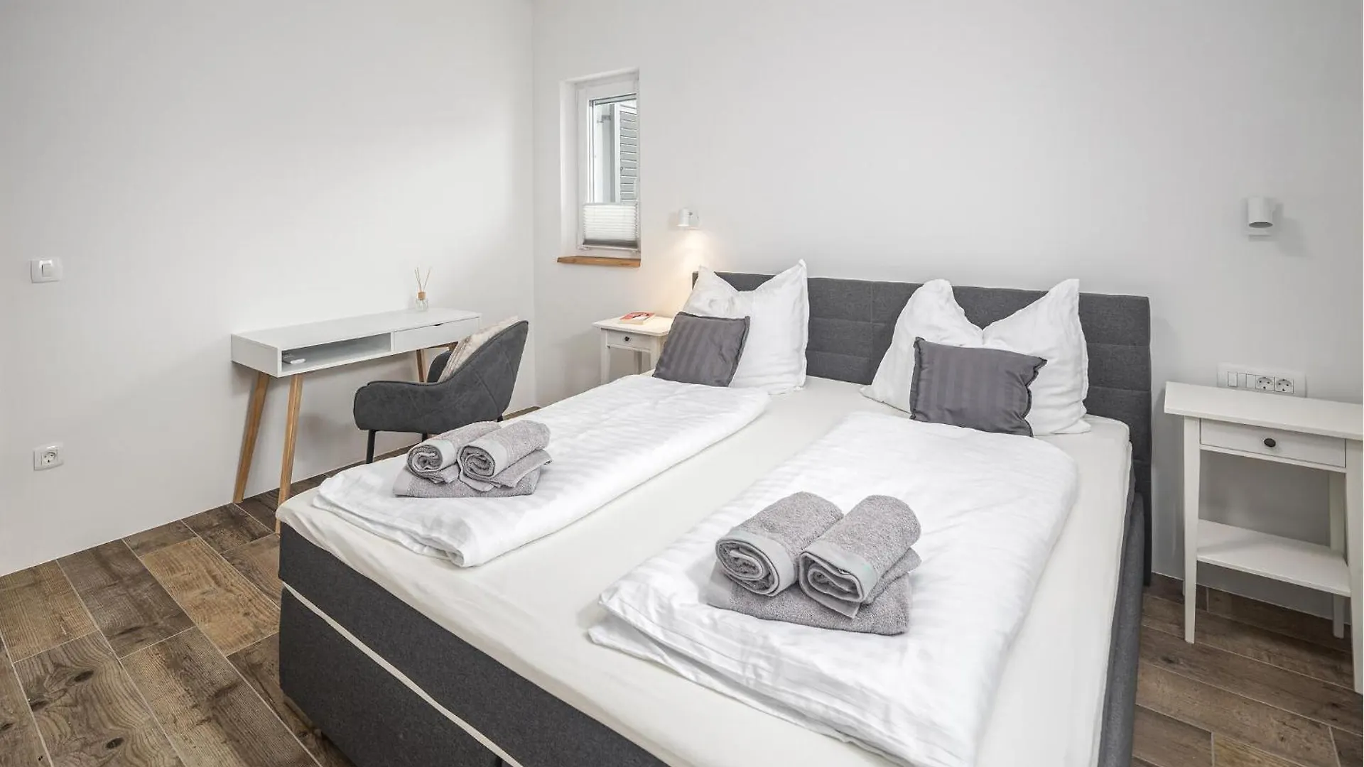 Holiday home Gorgeous Home In Rojci With Kitchen Kastelir