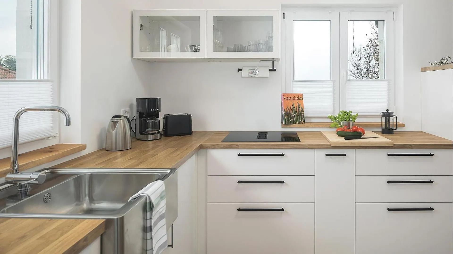 Gorgeous Home In Rojci With Kitchen Kastelir