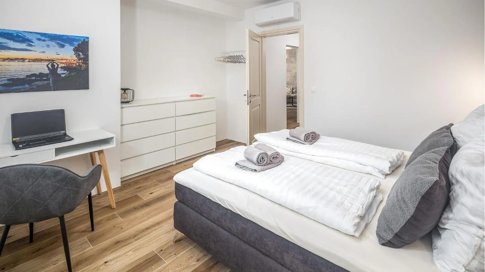 Holiday home Gorgeous Home In Rojci With Kitchen Kastelir